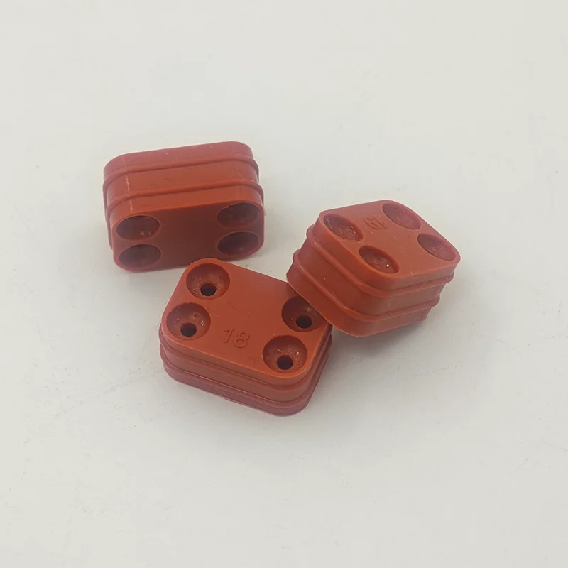 Connettore in silicone a 4 pin guarnizioni